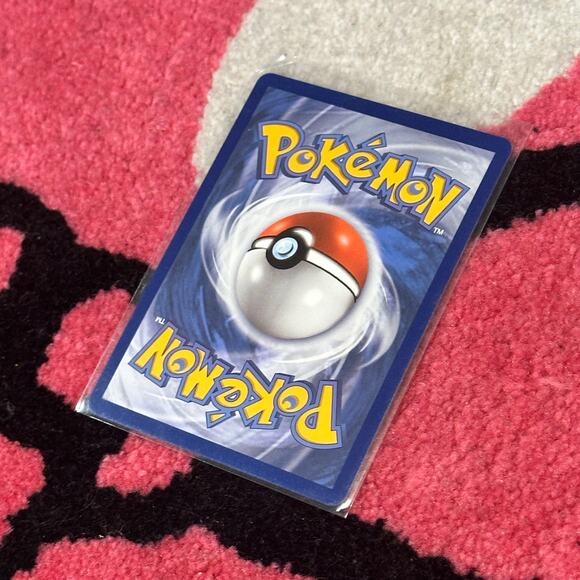 Pikachu VMAX #44 – Pokémon Sword & Shield: Vivid Voltage – Mint - Picture 4 of 6